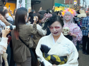 百鬼夜行