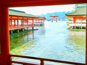 厳島神社